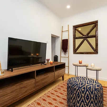 Lovely 1 Bedroom In Principe Real Διαμέρισμα Lisboa