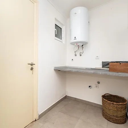 Lovely 1 Bedroom In Principe Real * Lisboa